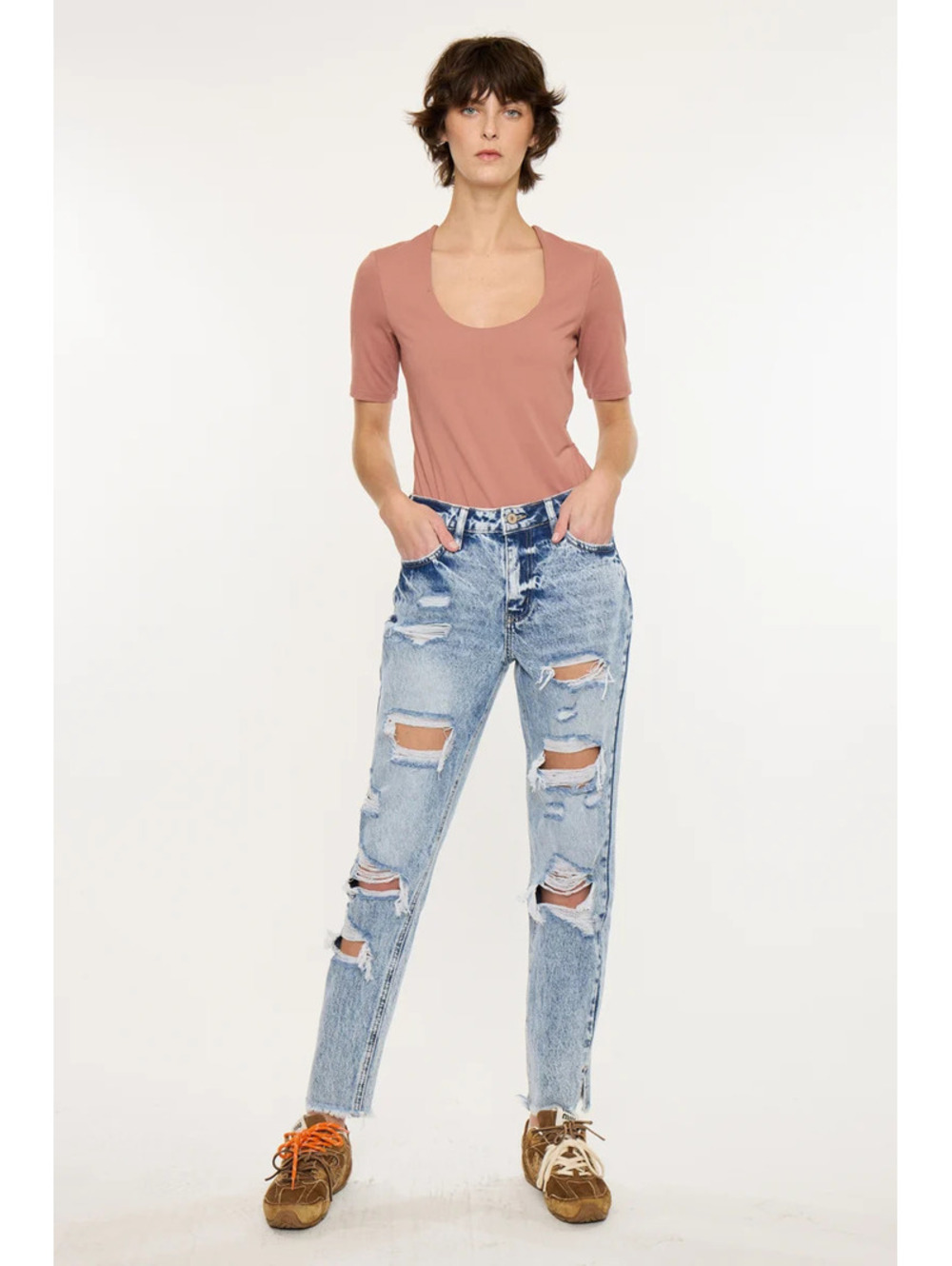 KanCan Collie High Rise Mom Jeans Acid Wash Distressed Raw Hem NWT 13/30